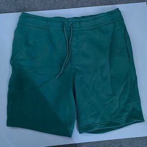 Good fellow mint 8.5 in shorts